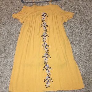 Dress(never worn) bought with/o tags